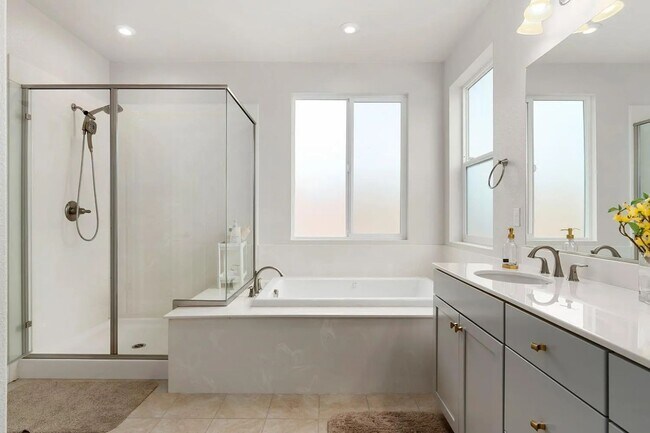 Building Photo - 3190 Quail Ravine Ct