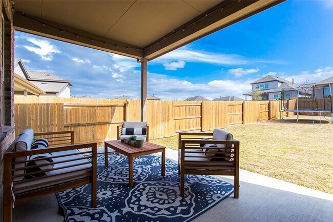 Building Photo - 5305 Traviston Dr