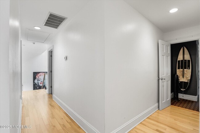 Building Photo - 13 Valley Forge Rd