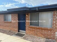 Building Photo - 3020 N Balboa Ave