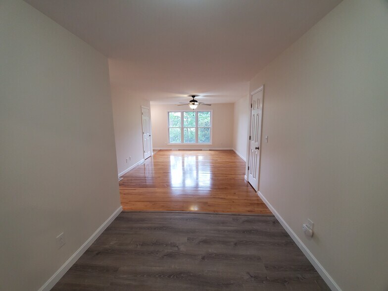 Building Photo - 72 Juniper Rdg