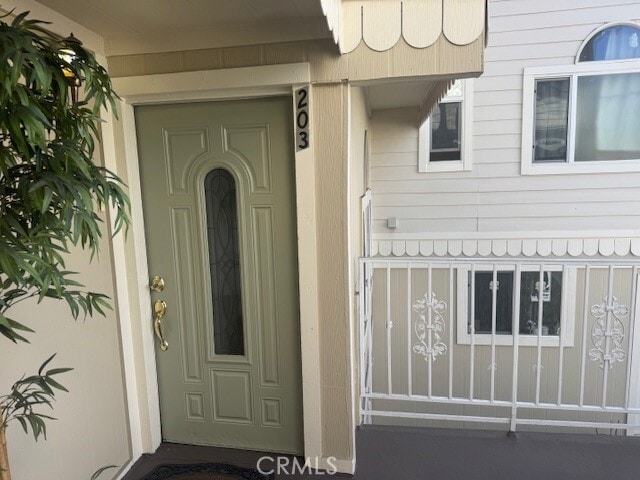 Building Photo - 428 N Hollywood Way