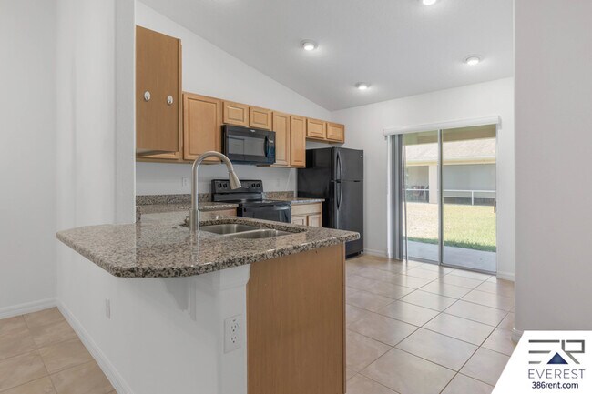 Building Photo - 14 Uniontin Ct