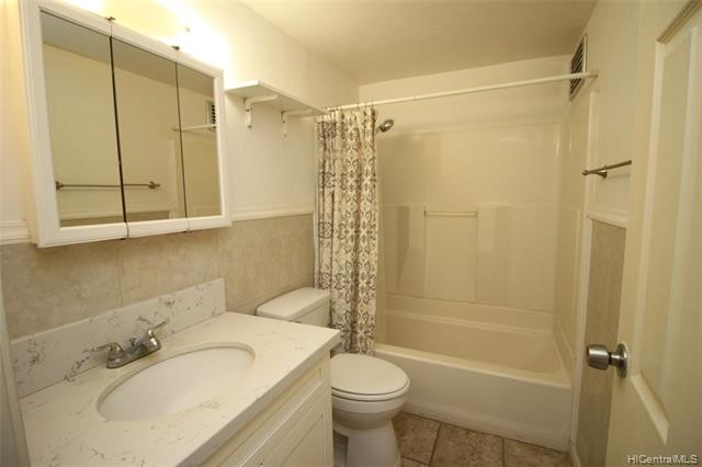 Building Photo - 87-126-126 Helelua St