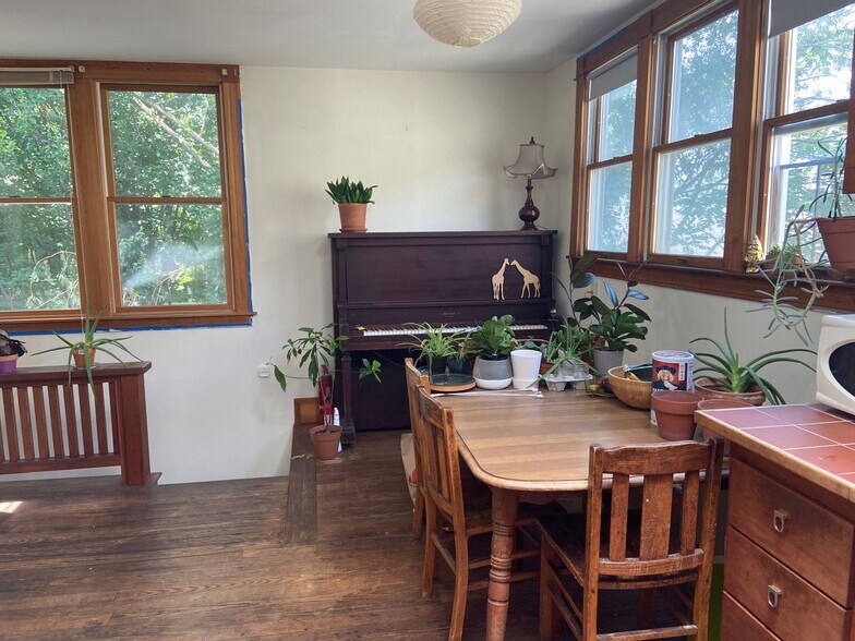 Building Photo - 28 Speridakis Ter