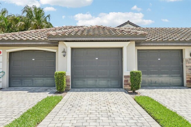 Building Photo - 5528 Palmer Cir