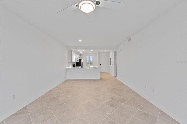 Building Photo - 12180 Wellen Golf St