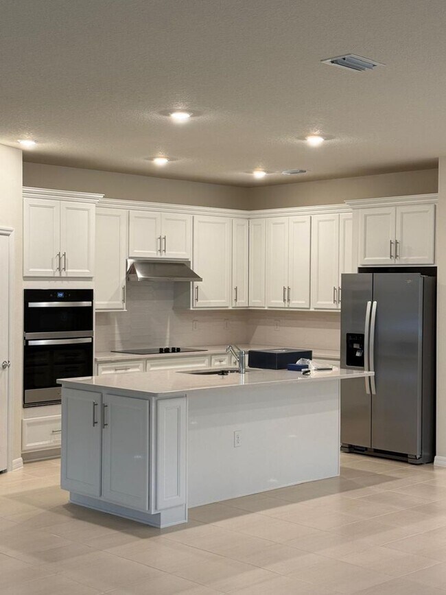 Building Photo - 5555 Settlingstone Ln