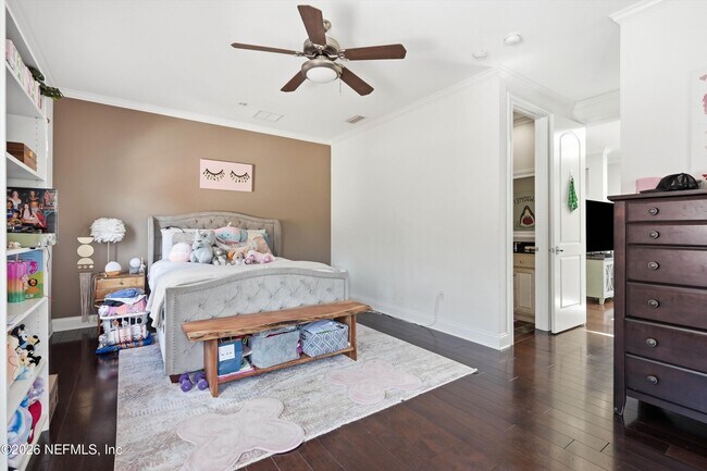 Building Photo - 4571 San Lorenzo Blvd
