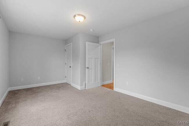 Building Photo - 4331 Jordan Rd