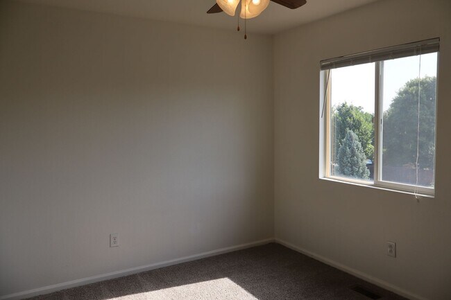 Building Photo - Chic Two-Story Home with Outdoor Area + $2...