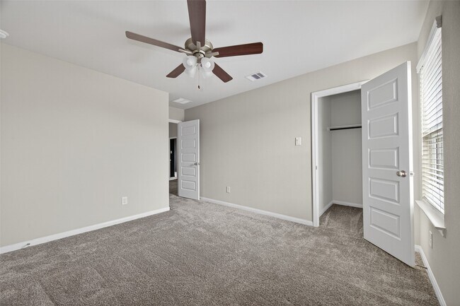 Building Photo - 3027 Sadie Ct