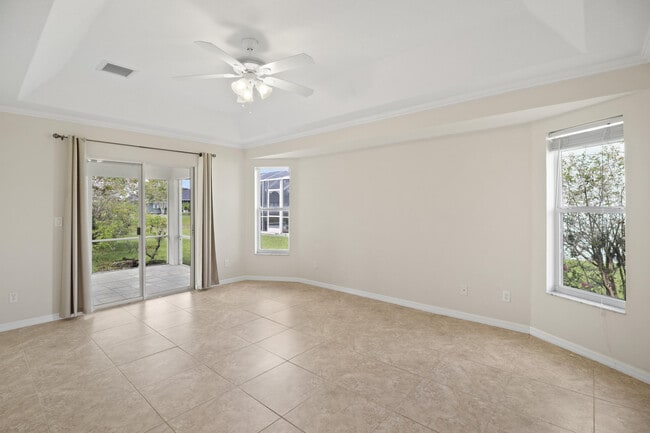 Building Photo - 5651 NW North Crisona Cir