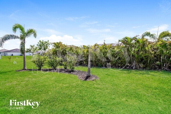 Building Photo - 2409 NW 9th Ave