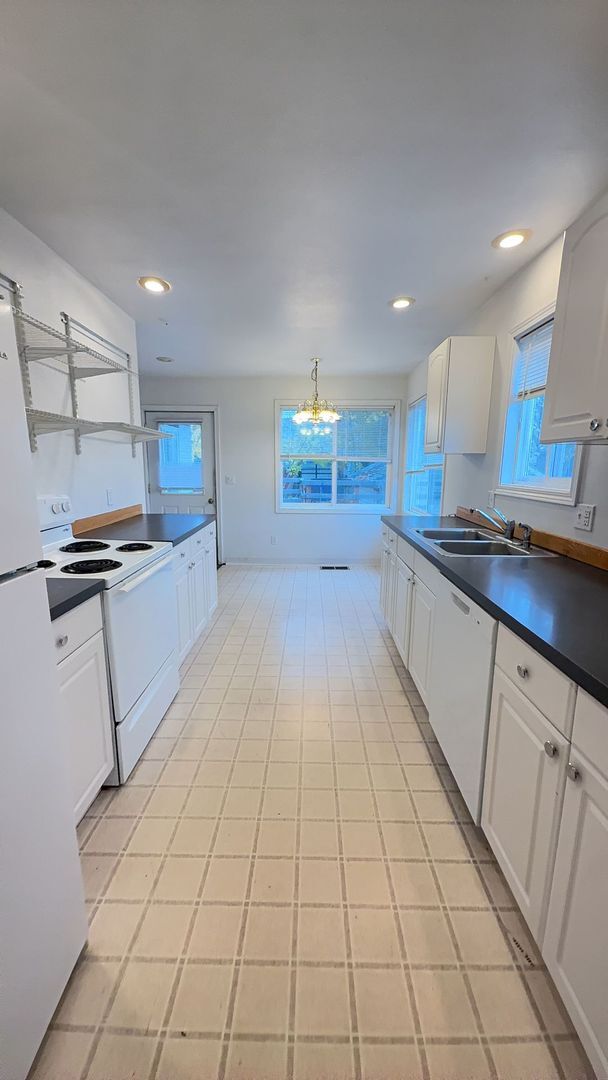 Building Photo - 1810 Jefferson Ave