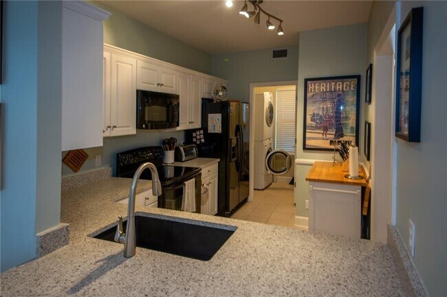Building Photo - 1506 Plantation Point Dr