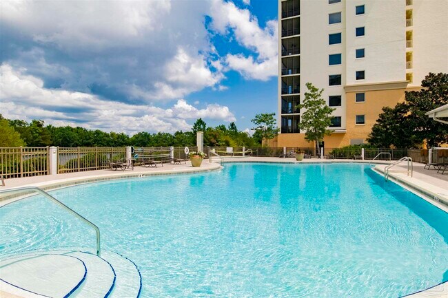 Building Photo - 645 Lost Key Dr