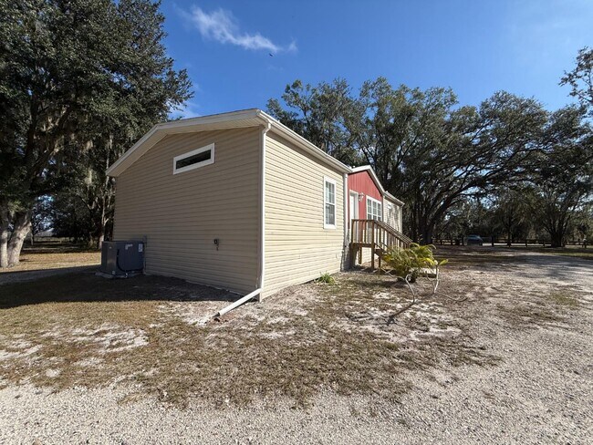 Building Photo - 640 Frank Griffin Ave