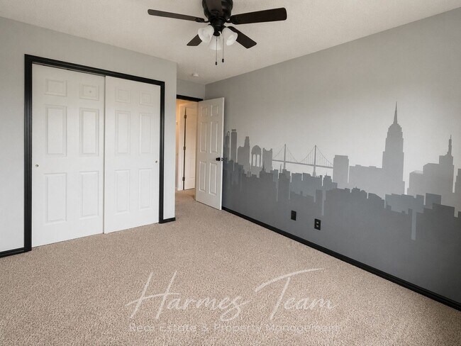 Building Photo - 4 Bed 4 Bath Home in School District 11