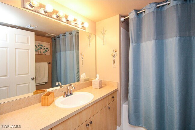 Building Photo - 8659 River Homes Lane