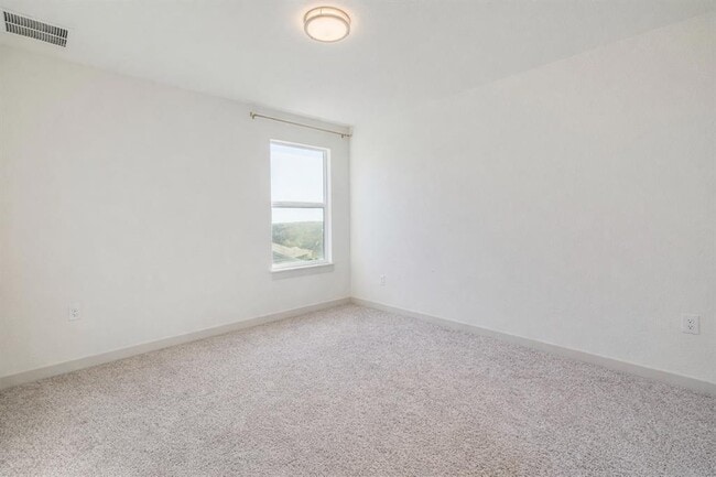 Building Photo - 10932 Defender Trl