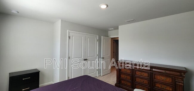 Building Photo - 7124 Timberland Trl