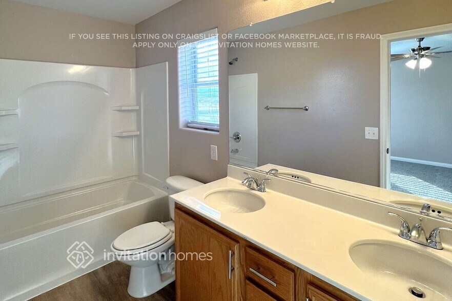 Building Photo - 12045 Spice Tree St