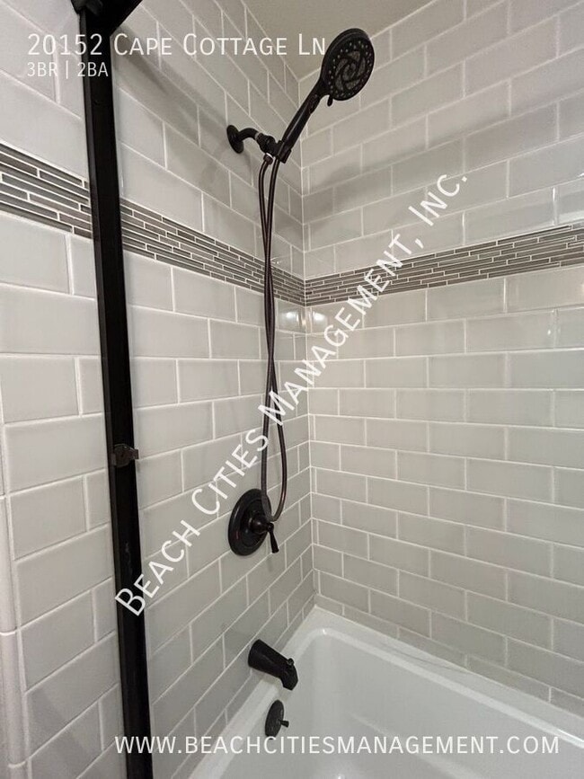 Building Photo - 20152 Cape Cottage Ln