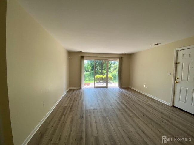 Building Photo - 50 Fisher Dr