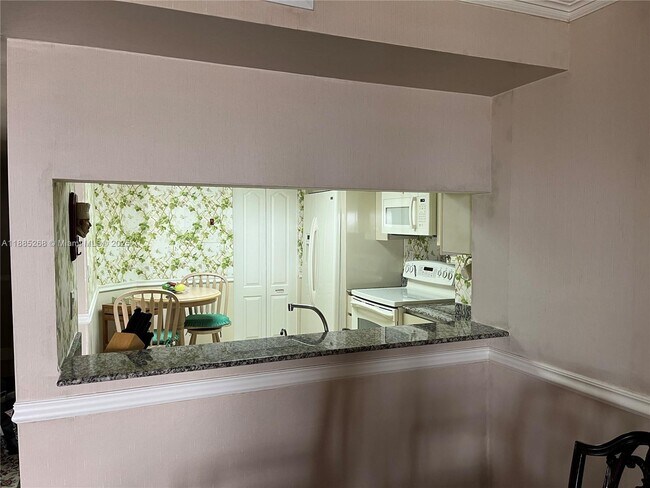 Building Photo - 5757 Collins Ave