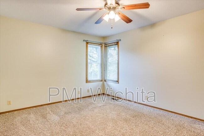 Building Photo - 3607 N Athenian St