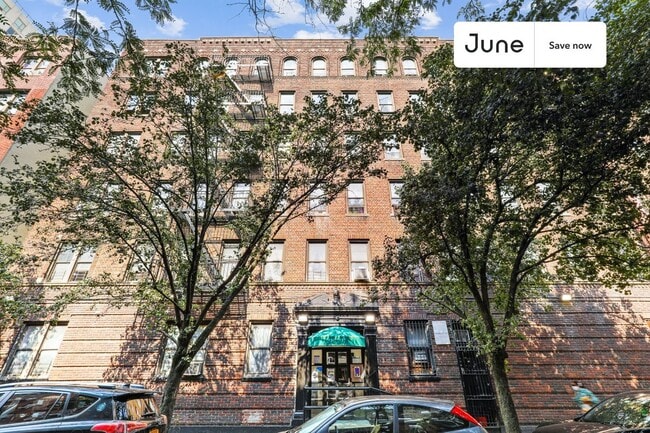 Building Photo - 23 E 109th St