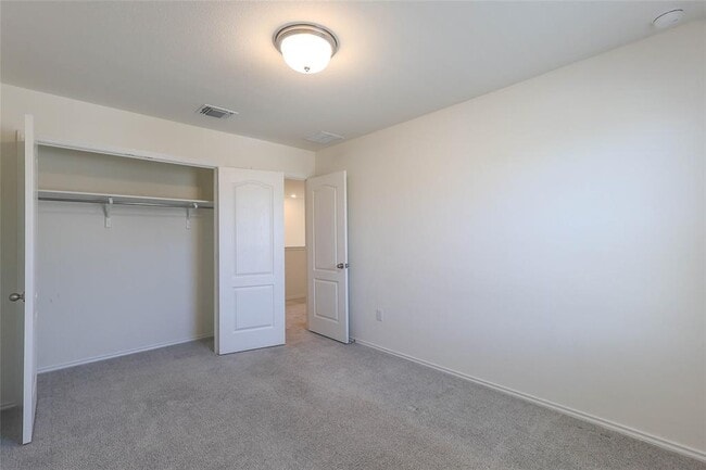 Building Photo - 8203 Knoxville Trl