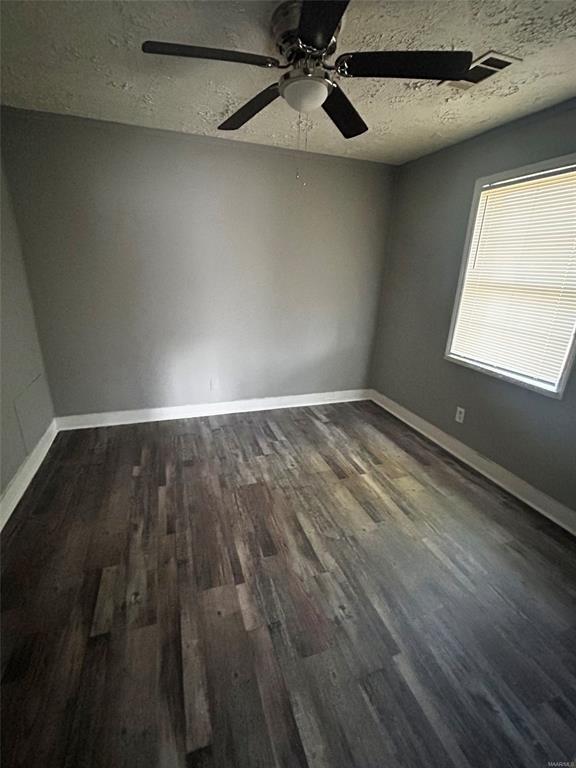 Building Photo - 1750 Yarbrough St