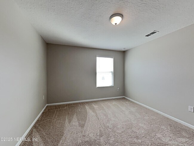 Building Photo - 11619 White Sturgeon Ct
