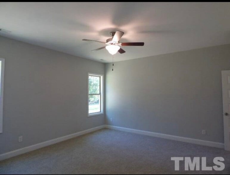 Building Photo - 108 Dogwood Ln