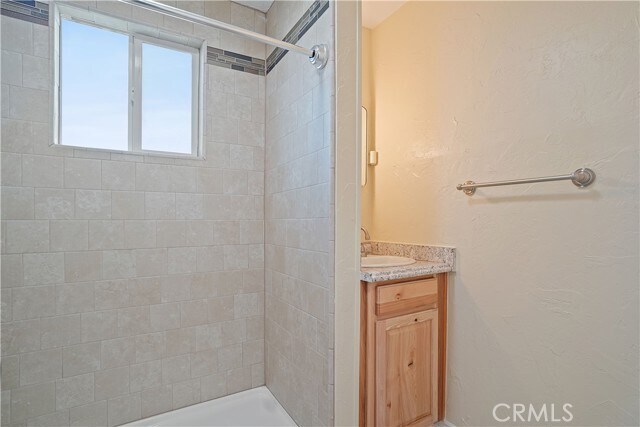 Building Photo - 13071 4th St