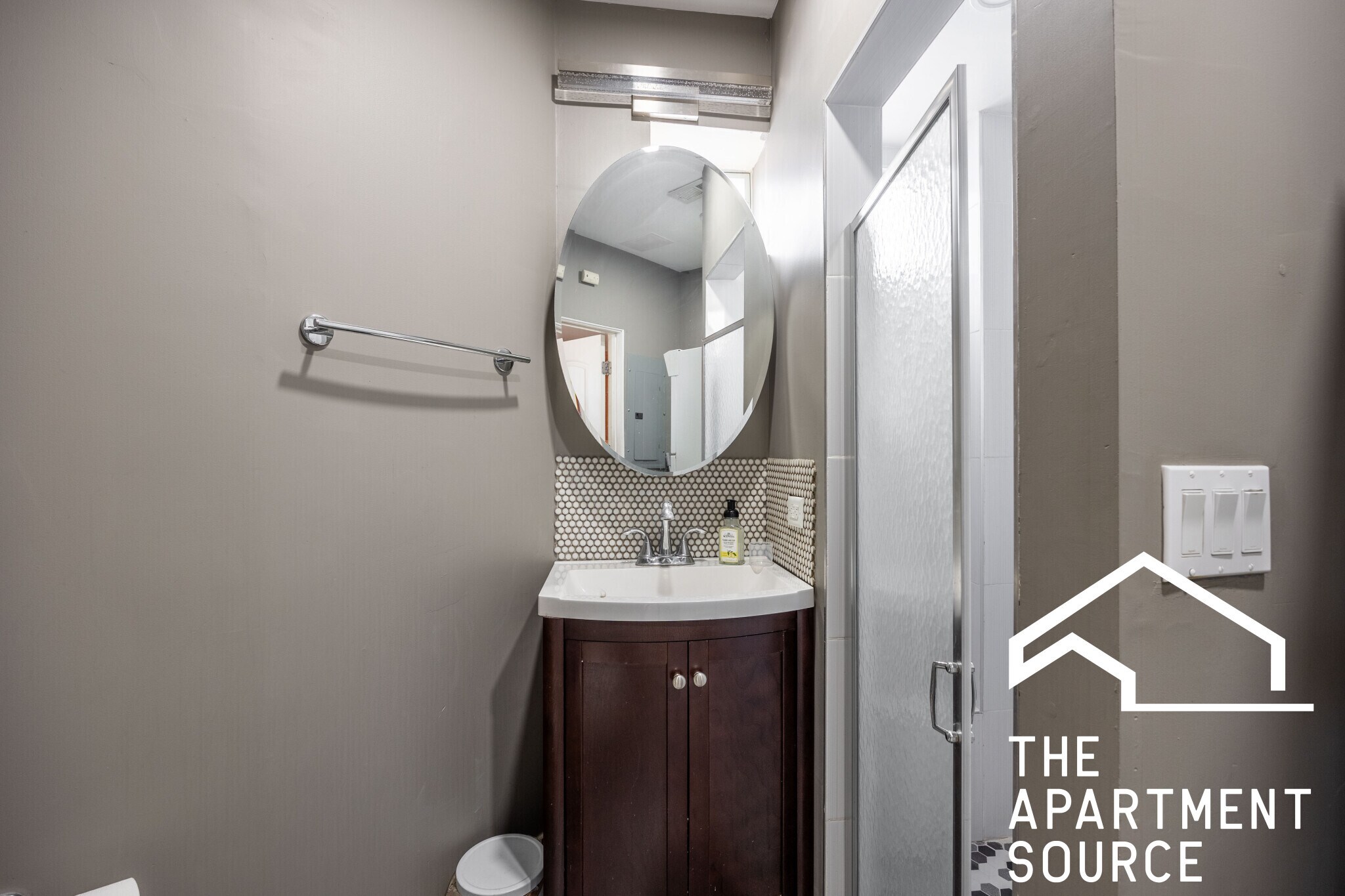 Building Photo - 1808 W Grand Ave