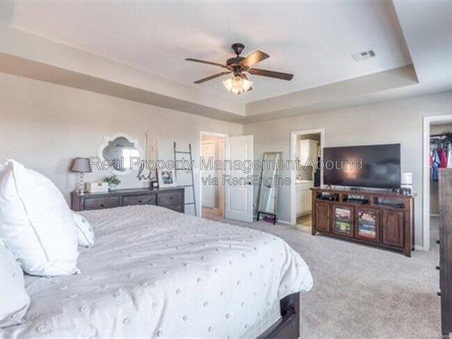 Building Photo - 14837 S Toledo Pl