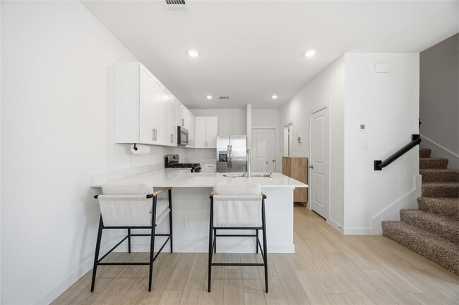 Building Photo - 3614 Eclipse Ct