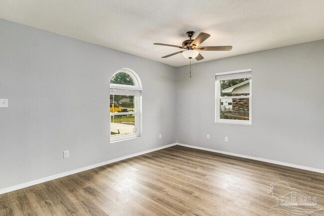 Building Photo - 5779 Wickford Ln