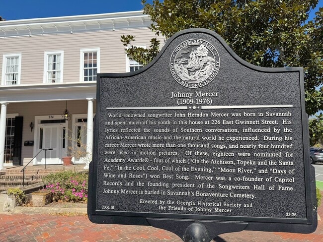 Building Photo - 226 E Gwinnett St