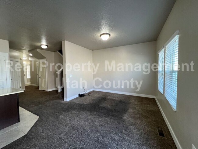 Building Photo - 1638 Venetian Way