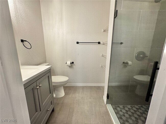 Building Photo - 2200 S Fort Apache Rd