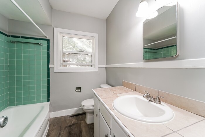 Building Photo - 3151 Shirley Dr