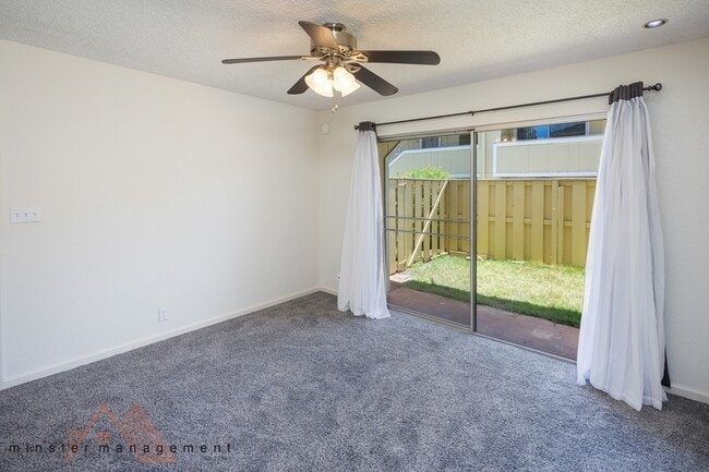 Building Photo - 94-1063 Kaukahi Place - 1B