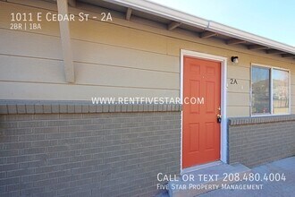 Building Photo - 1011 E Cedar St