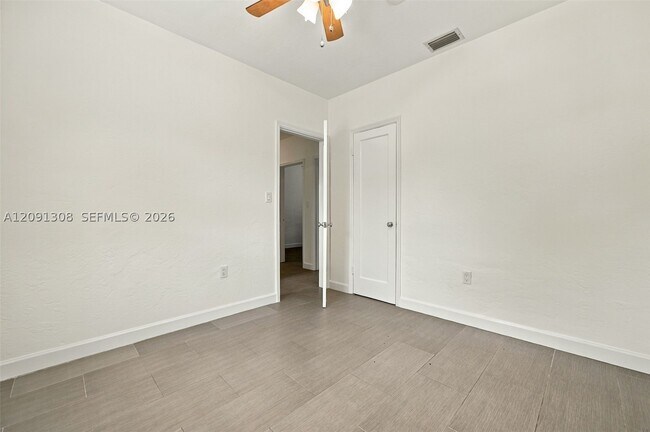 Building Photo - 7120 SW 58th St