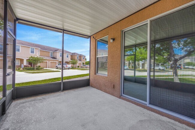 Building Photo - 6705 Holly Health Dr