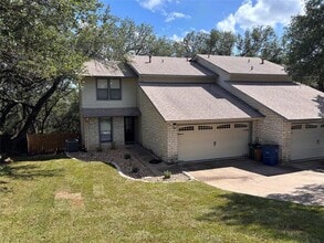Building Photo - 1918 Holly Hill Dr